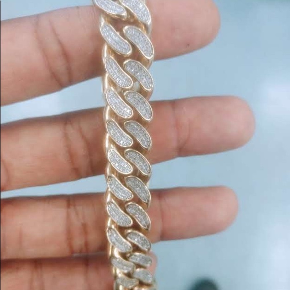 Jewelry - Picture 3 of 5